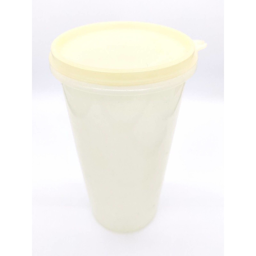 Vintage Tupperware Spaghetti Container Keeper With Lid 8.5" Tall Food Storage